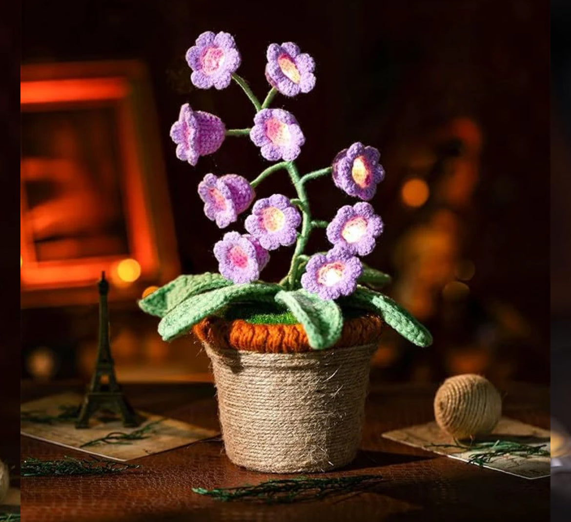 LumiBloom™ Floral Crochet Lamp