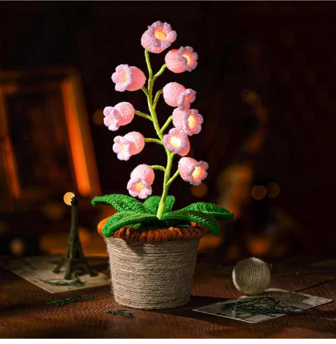 LumiBloom™ Floral Crochet Lamp