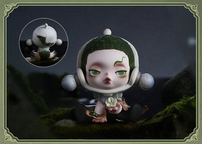 ShadowPull™ Mystery Figure Box